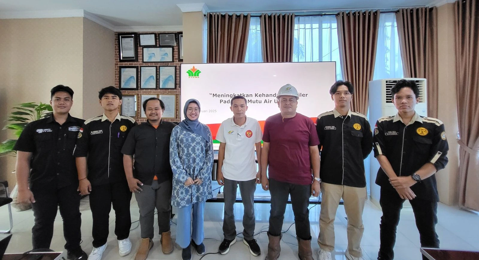 Mahasiswa Program Studi D3 Metrologi dan Instrumentasi Fakultas Vokasi USU Mengadakan Kegiatan Kunjungan Studi Terkait Penelitian Mahasiswa di PT. Perkebunan Nusantara IV Regional I